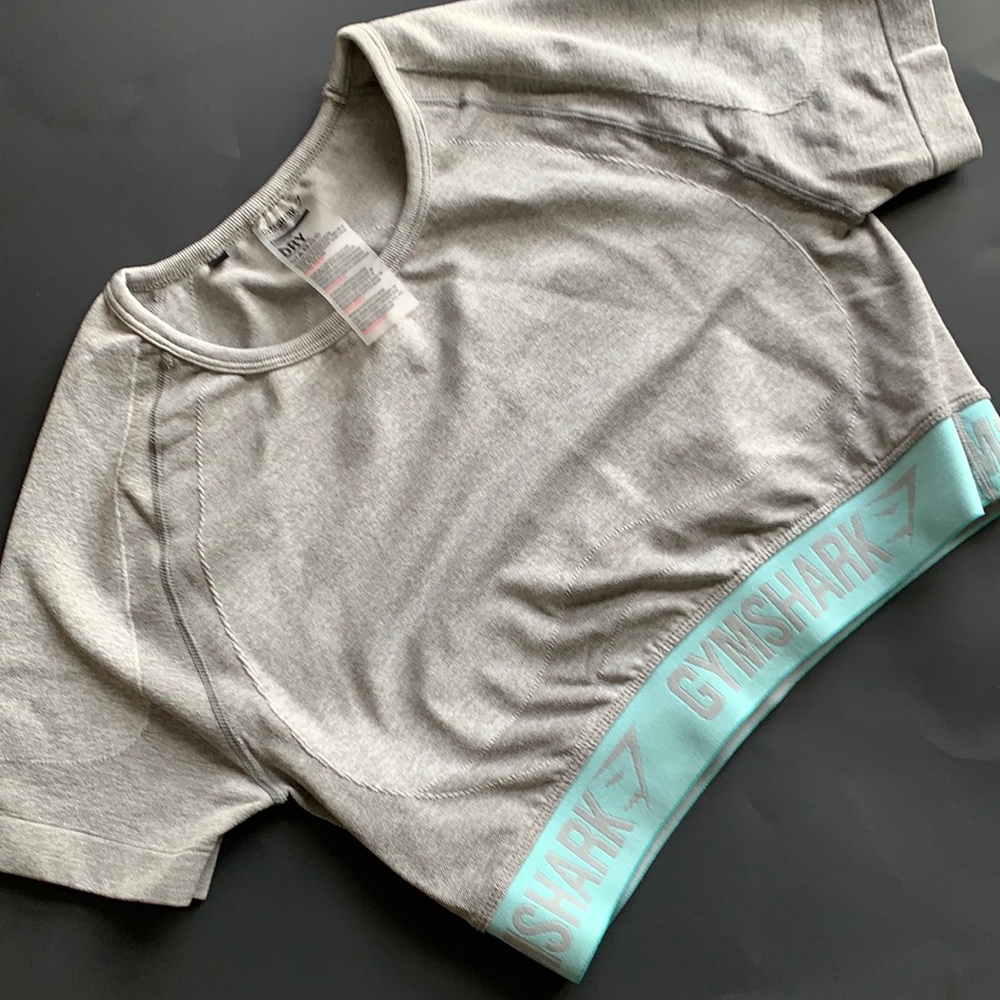 Gymshark flex crop top
